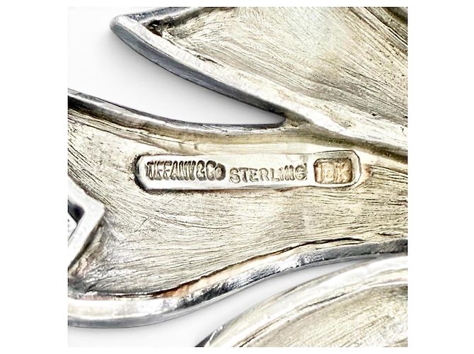 Tiffany & Co Spilla a Nastro Tiffany Vintage in Oro 18K e Argento 925 D'oro - vista 5