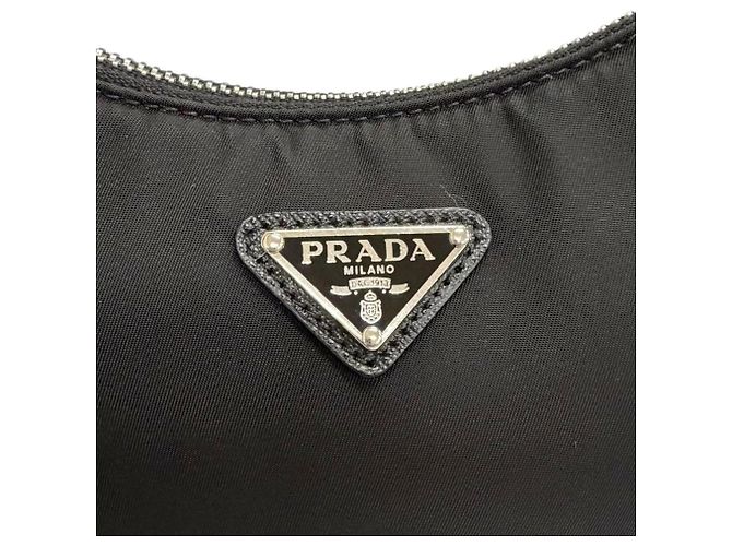 Borsa a tracolla Prada 1BH204 Re-Edition 2005 Re-Nylon con logo triangolare Nero - vista 12