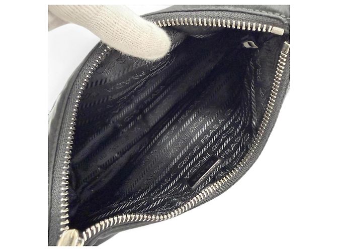 Borsa a tracolla Prada 1BH204 Re-Edition 2005 Re-Nylon con logo triangolare Nero - vista 7