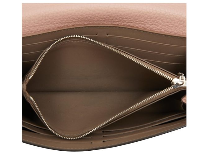 Louis Vuitton Portefeuille Capucines Long Wallet Rosa - vista 10