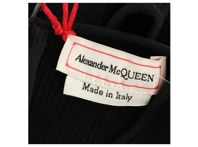 Alexander McQueen Schwarzes Strickkleid mit Cut-Outs - Ansicht 2