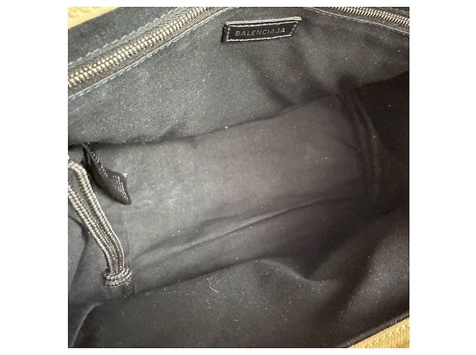 Borsa a mano e a tracolla Balenciaga in tela Nero Crudo - vista 12