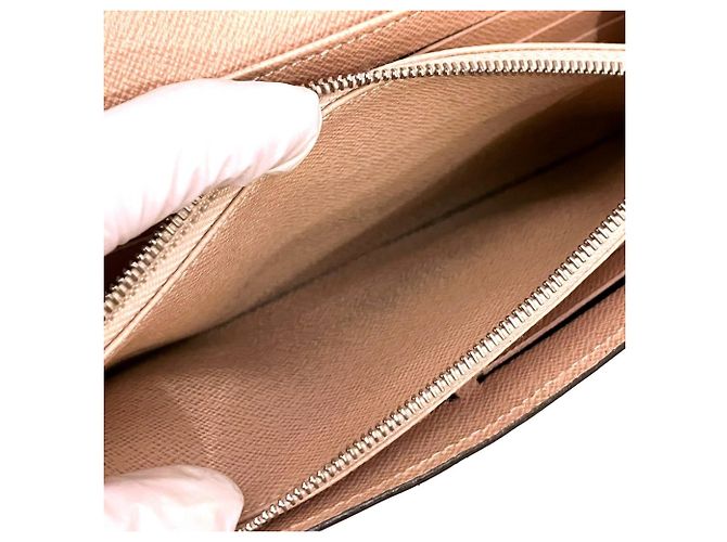 Sarah Cartera larga Louis Vuitton de piel Epi Rosa - vista 6