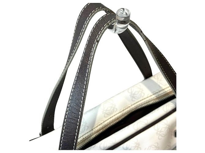Loewe Handtasche - Repeat Anagram Weiß - Ansicht 6