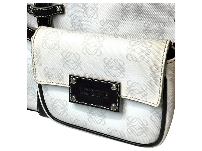 Loewe Handtasche - Repeat Anagram Weiß - Ansicht 7