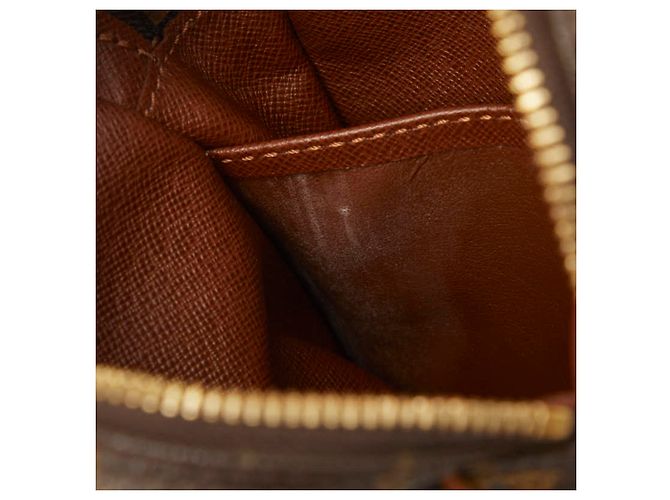 Bolso bandolera Louis Vuitton Monogram Danube Castaño Monograma - vista 9