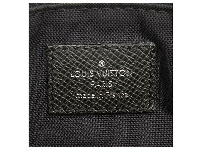 Borsa a tracolla Louis Vuitton Taiga Roman PM Nero Grigio - vista 11