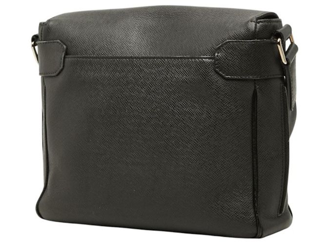 Borsa a tracolla Louis Vuitton Taiga Roman PM Nero Grigio - vista 2