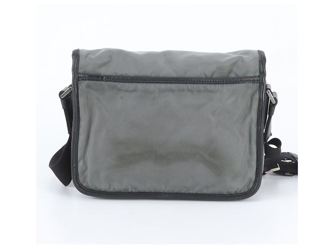 Bolsa Messenger Prada em nylon Tessuto com logo triangular Marrom Preto - vista 3
