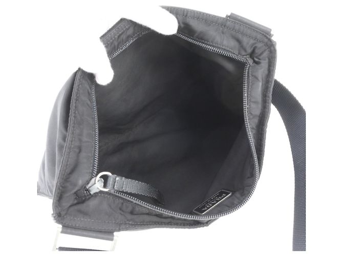 Bolsa Messenger Prada em nylon Tessuto com logo triangular Preto - vista 7