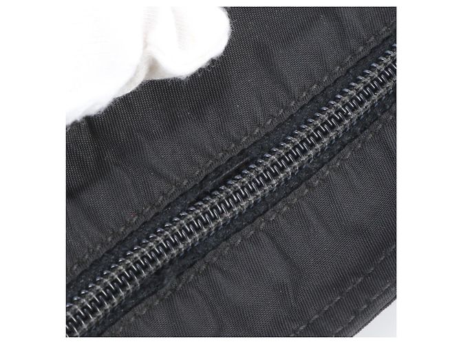 Bolsa Messenger Prada em nylon Tessuto com logo triangular Preto - vista 8