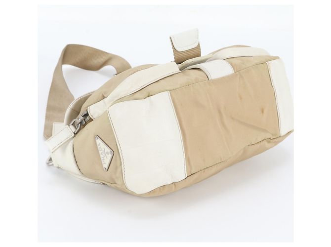 Borsa a tracolla in pelle e nylon Tessuto con logo triangolare Prada Bianco Beige - vista 5