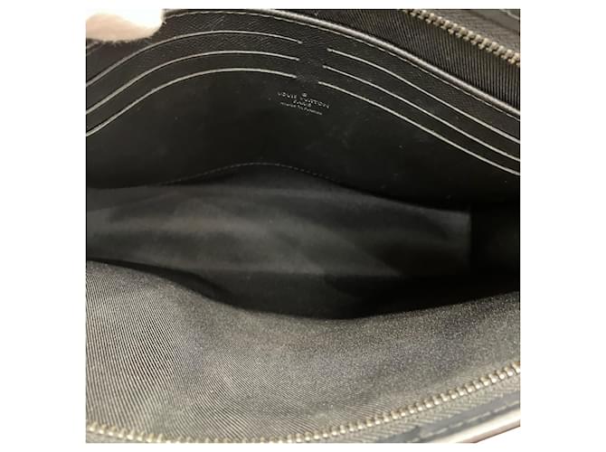 Louis Vuitton Pochette Voyage MM - Monogram Eclipse Nero Monogramma - vista 6