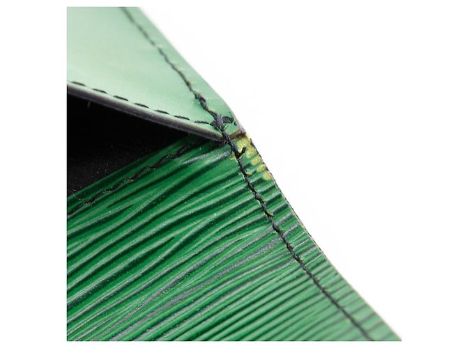 Borsa a pochette Louis Vuitton Montaigne27 in pelle Epi Verde - vista 9
