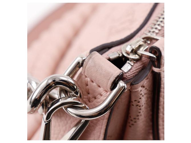 Borsa a tracolla 2 vie Louis Vuitton Babylon Chain BB Monogram Mahina Rosa - vista 9
