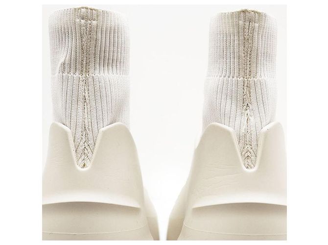 Sneakers Givenchy Monumental Mallow in gomma Beige - vista 15