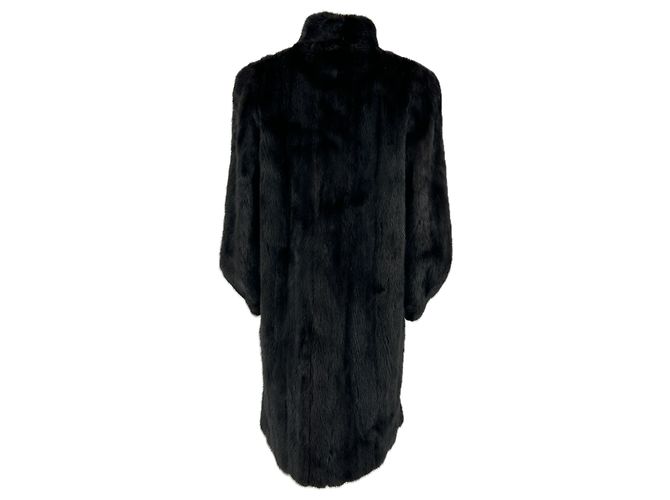 Autre Marque AULGA FUR'S Schwarze Pelzjacke - Ansicht 2