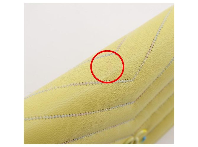 Cartera larga Chanel V Stitch de piel de cordero Amarillo - vista 9