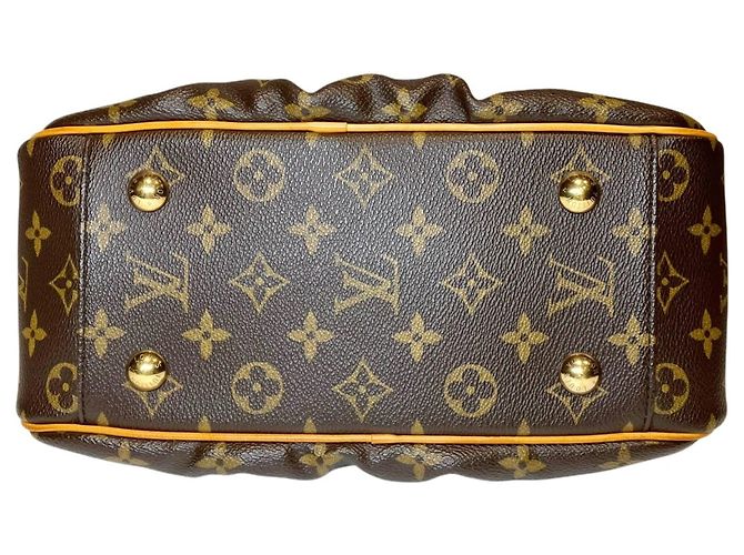 Sac à main Louis Vuitton Clara - Monogram Canvas Marron Monogramme - vue 3