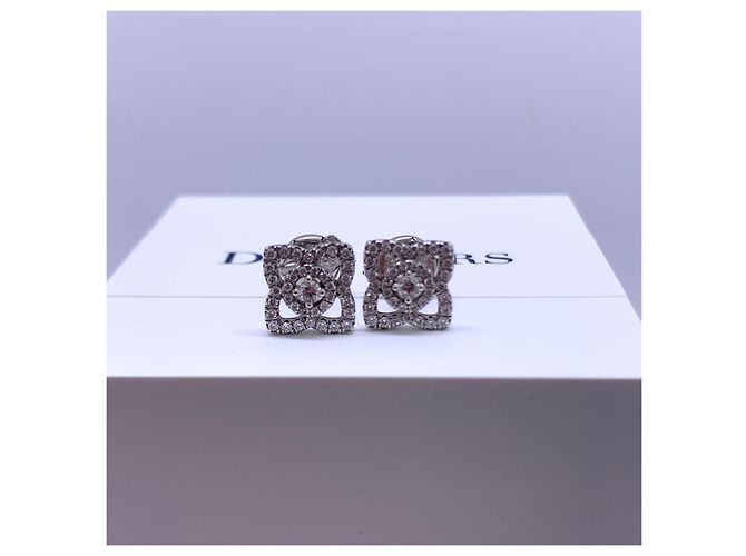 Orecchini De Beers Enchanted Lotus in Platino e Diamanti Argento - vista 7
