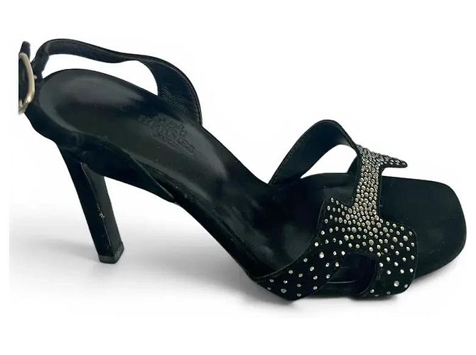 Hermès High-Heel-Sandalen aus schwarzem Wildleder mit Strasssteinen - Ansicht 2