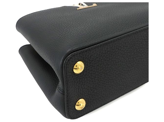 Bolso Louis Vuitton Capucines BB 2-way Mano/Hombro Negro - vista 9