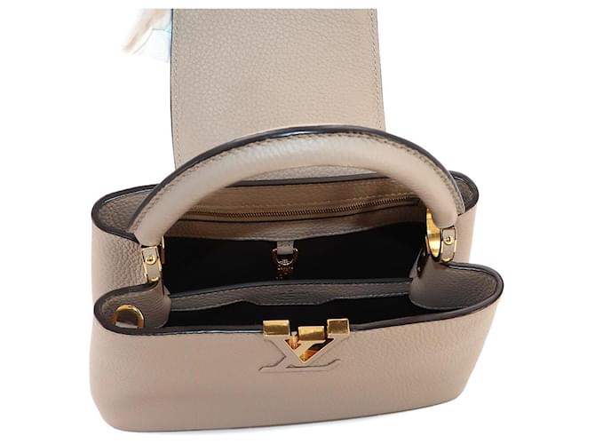 Borsa Louis Vuitton Capucines BB - vista 6