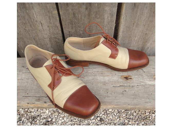 Autre Marque Enzo Gospéri Zweifarbige Leder-Derbies Braun Beige - Ansicht 2