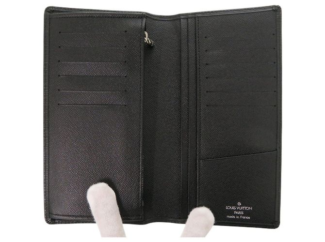 Brazza Louis Vuitton Long Wallet in Noir Black - view 5