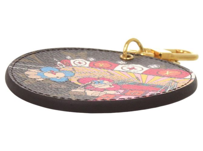 Louis Vuitton Portefeuille Illustré Vivienne Keychain Marrone Rosa Multicolore Monogramma - vista 6