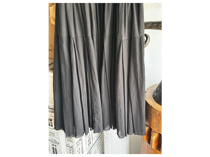 Munthe Plus Simonsen PLU Schwarzes Baumwoll-Maxikleid mit Rüschen - Ansicht 11