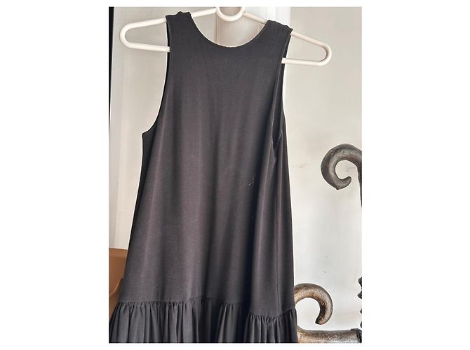 Munthe Plus Simonsen PLU Schwarzes Baumwoll-Maxikleid mit Rüschen - Ansicht 9