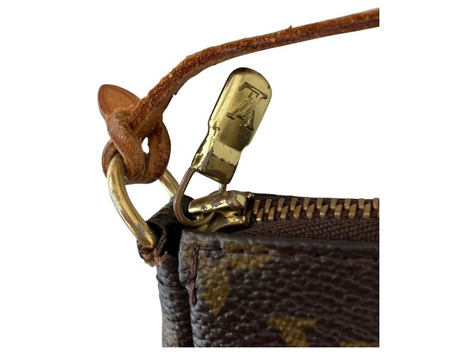 Louis Vuitton Monogram Pochette Accessoires Marrone - vista 8