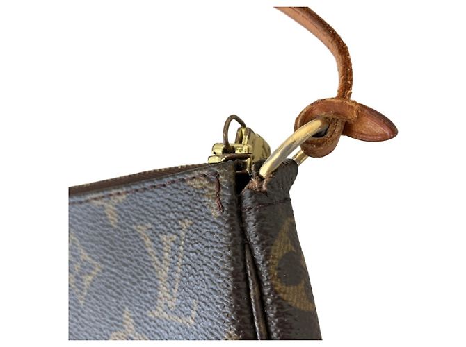 Louis Vuitton Monogram Pochette Accessoires Marrone - vista 9