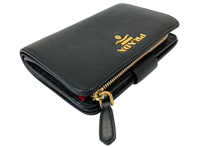 Cartera compacta bi-fold de piel con placa de logo Prada Negro - vista 3