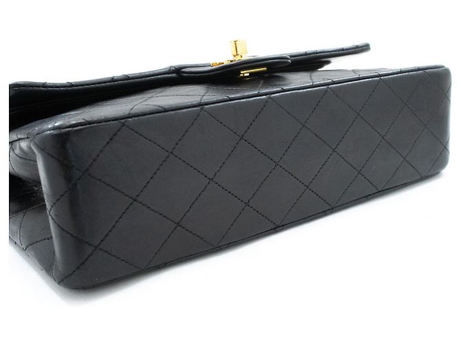 Chanel Classic Flap Lambskin Medium Nero - vista 4