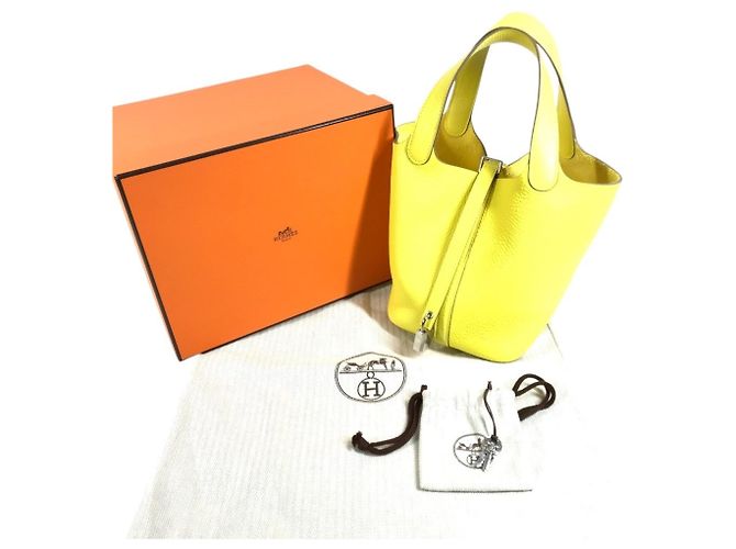 Hermès Borsa Tote HERMES Picotin Lock PM 18 Giallo - vista 2
