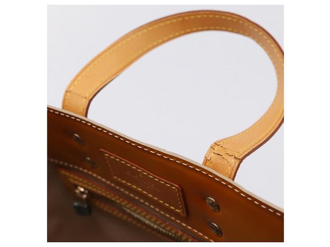 Borsa a mano LOUIS VUITTON Monogram Vernis Reade PM Beige M91144 LV Auth 196860 - vista 10
