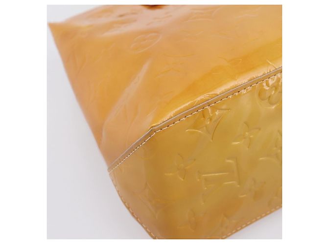 Borsa a mano LOUIS VUITTON Monogram Vernis Reade PM Beige M91144 LV Auth 196860 - vista 15