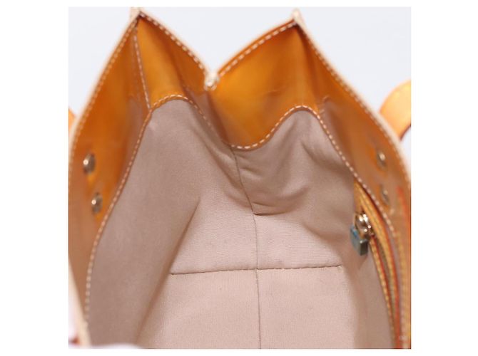 Borsa a mano LOUIS VUITTON Monogram Vernis Reade PM Beige M91144 LV Auth 196860 - vista 20