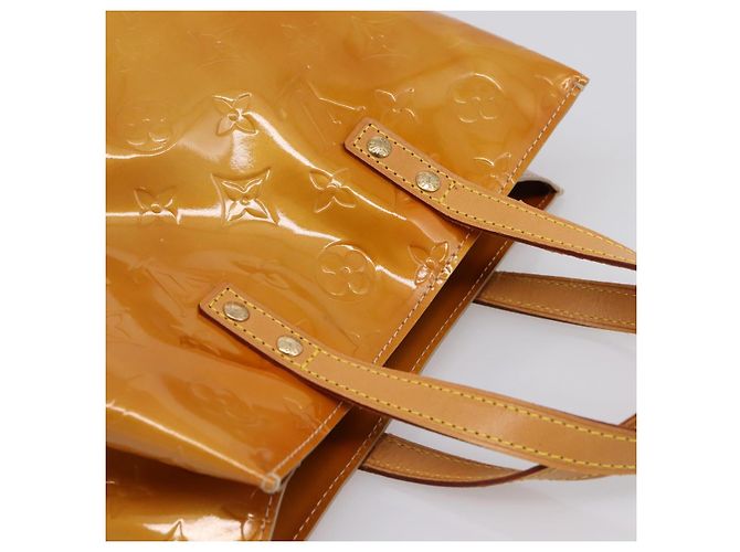 Borsa a mano LOUIS VUITTON Monogram Vernis Reade PM Beige M91144 LV Auth 196860 - vista 6