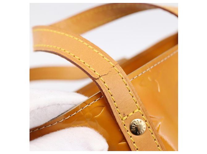 Borsa a mano LOUIS VUITTON Monogram Vernis Reade PM Beige M91144 LV Auth 196860 - vista 9