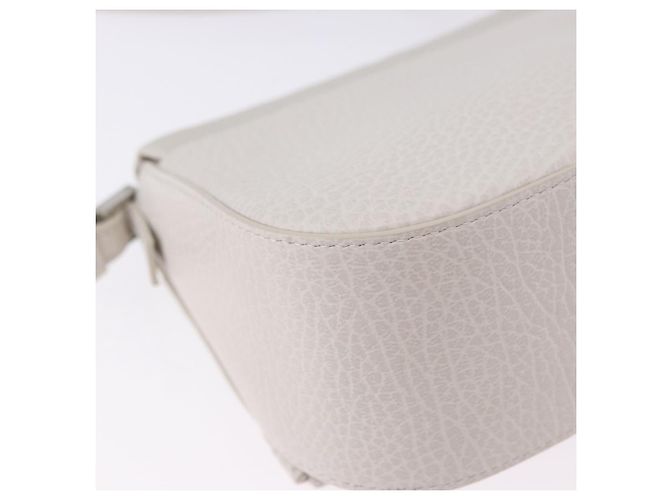 Maison Martin Margiela Borsa a tracolla Maison Margiela in pelle bianca argento Auth am12334M Bianco - vista 17