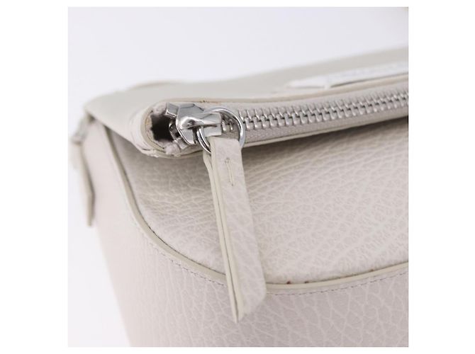 Maison Martin Margiela Borsa a tracolla Maison Margiela in pelle bianca argento Auth am12334M Bianco - vista 20
