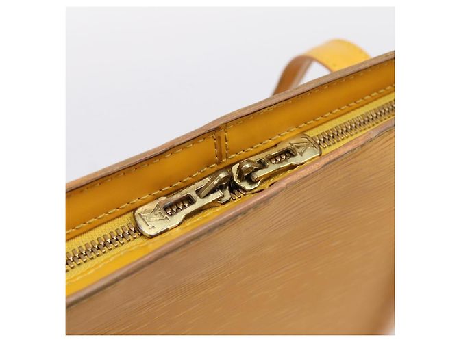 LOUIS VUITTON Borsa a tracolla Epi Lussac Yellow M52289 LV Auth 200272 Giallo - vista 17