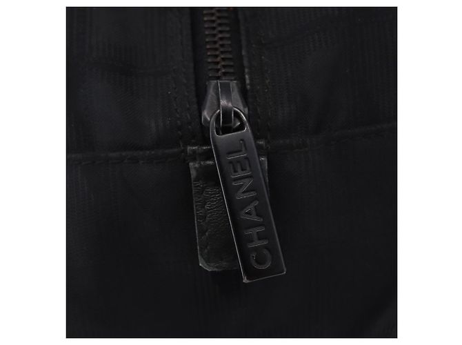 Borsa Tote CHANEL New Travel Line in Tela Nera CC Auth 183559 - vista 17