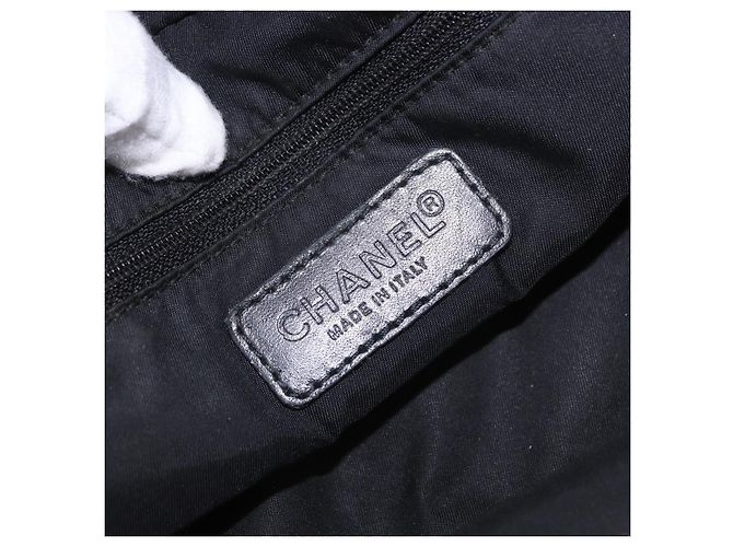 Borsa Tote CHANEL New Travel Line in Tela Nera CC Auth 183559 - vista 18
