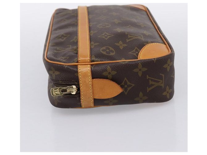 LOUIS VUITTON Monogram Compiegne 28 Clutch Bag M51845 LV Auth 198963 Monogramma - vista 3