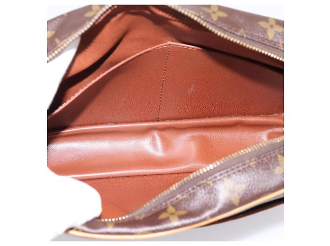 LOUIS VUITTON Monogram Compiegne 28 Clutch Bag M51845 LV Auth 198963 Monogramma - vista 9