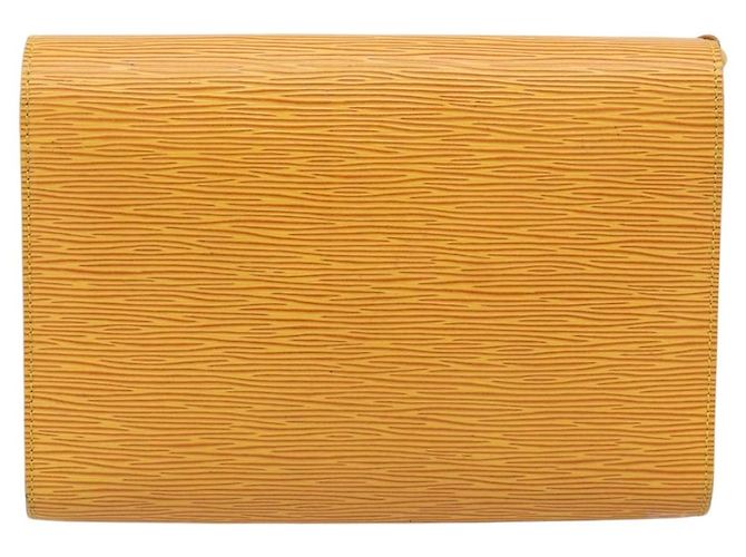 LOUIS VUITTON Epi Pochette Arche Shoulder Bag Yellow M52579 LV Auth 199007 Giallo - vista 2